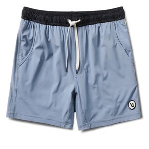NWT Vuori Kore Short 5" in Cloud